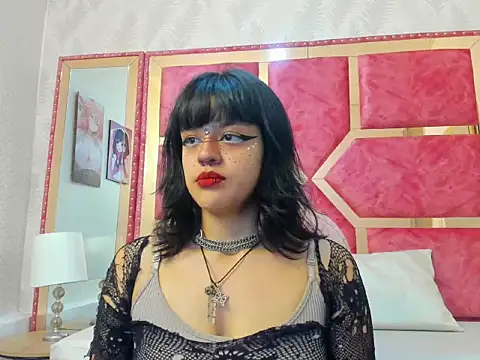 Nahemont Sadish online show from November 26, 2025, 11:54 am