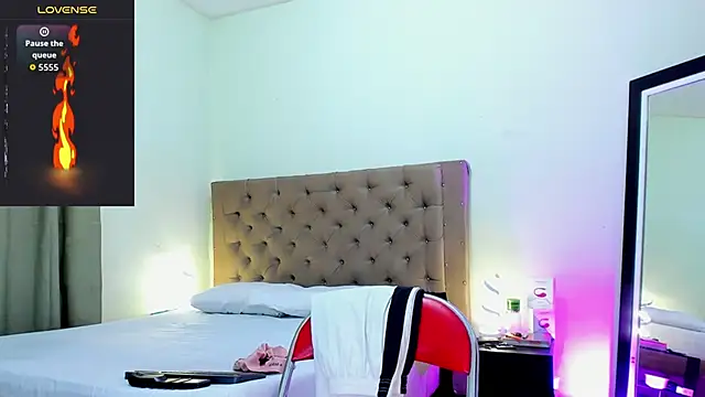 Snapshot of blorelopez chatting on January 16, 2026, 1:26 pm blorelopez online show from January 16, 2026, 1:26 pm