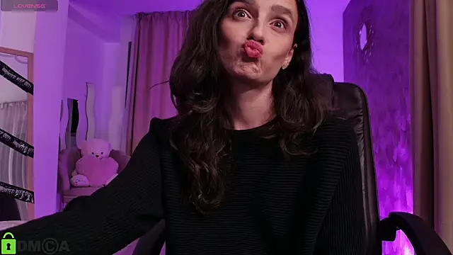 AnnaHarperX online show from October 29, 2025, 5:56 pm