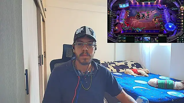 naitt  online show from December 15, 2025, 4:13 pm