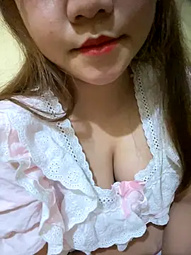 Sunset-yll online show from December 15, 2025, 2:12 pm