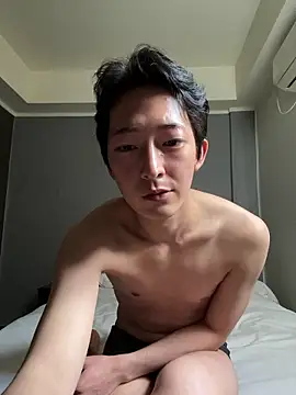 Snapshot of zem0908 chatting on April 1, 2026, 8:04 am zem0908 online show from April 1, 2026, 8:04 am