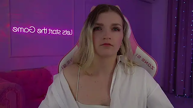 Snapshot of AnnyRaii chatting on March 2, 2026, 6:25 am AnnyRaii online show from March 2, 2026, 6:25 am