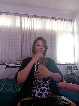 LaReineCleo online show from May 20, 2026, 10:56 am
