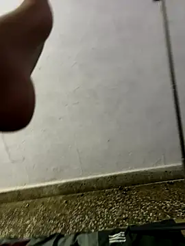 cutestpearl online show from December 2, 2025, 5:47 pm