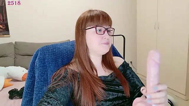 Snapshot of Foxy-lady chatting on April 20, 2026, 12:41 pm Foxy-lady online show from April 20, 2026, 12:41 pm