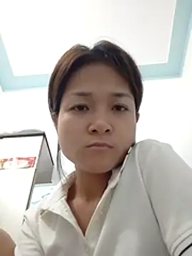 PamPii2x online show from February 16, 2026, 3:21 pm