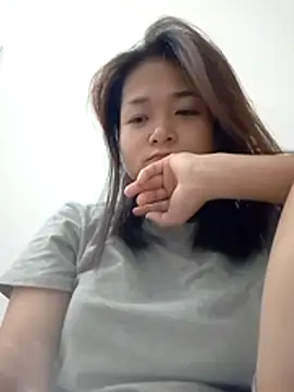 Snapshot of PamPii2x chatting on May 6, 2026, 9:52 pm PamPii2x online show from May 6, 2026, 9:52 pm