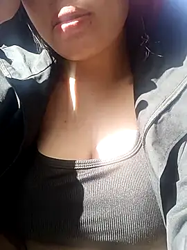 Snapshot of Pampirara chatting on November 28, 2025, 3:39 am Pampirara online show from November 28, 2025, 3:39 am