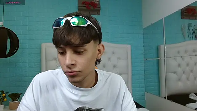 DraxBlade09 online show from March 26, 2026, 7:45 pm