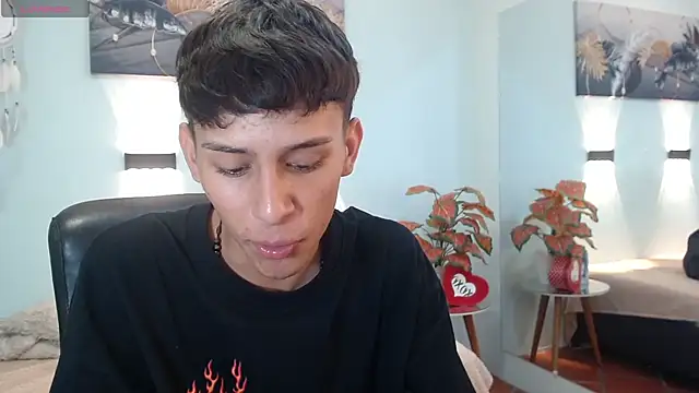 DraxBlade09 online show from December 14, 2025, 8:14 pm