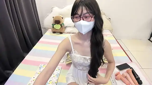 Teahyee online show from March 30, 2026, 1:34 pm