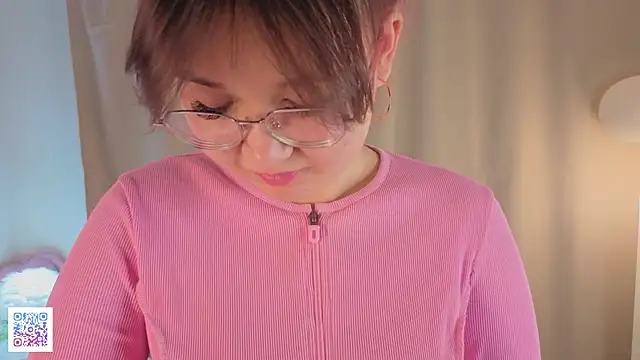 PatrickStimac online show from November 22, 2025, 4:33 am