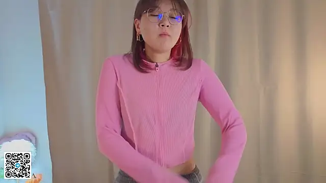 PatrickStimac online show from November 23, 2025, 4:11 am