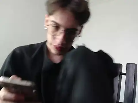 Snapshot of Dio__morningstar chatting on November 28, 2025, 12:38 pm Dio morningstar online show from November 28, 2025, 12:38 pm