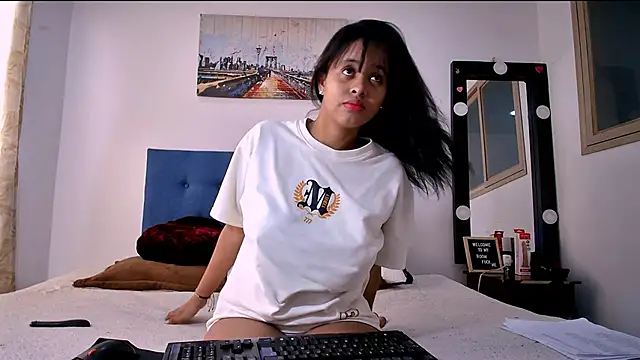 Shara Soul online show from November 28, 2025, 2:39 pm