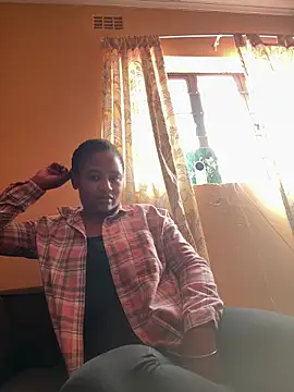 Snapshot of Sexycharmaine chatting on November 26, 2025, 10:04 am Sexycharmaine online show from November 26, 2025, 10:04 am