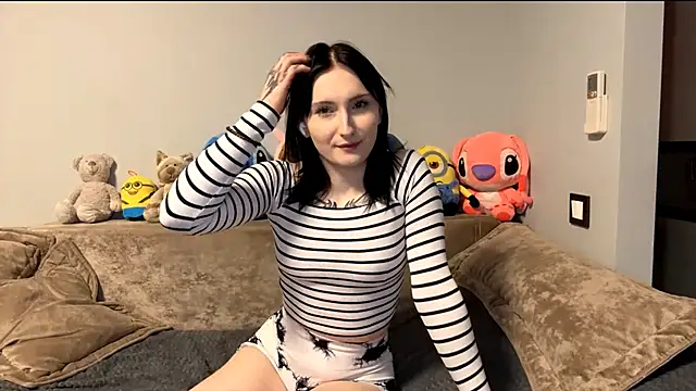 Snapshot of Nikaminion chatting on November 26, 2025, 9:09 am Nikaminion online show from November 26, 2025, 9:09 am