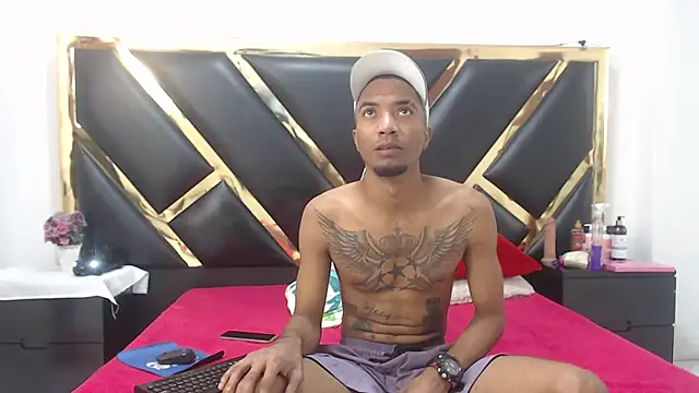 Caroyandy3 online show from November 24, 2025, 11:43 am