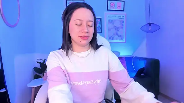 Annie Petters online show from December 1, 2025, 12:06 pm