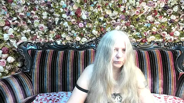 mariabelladonna online show from November 28, 2025, 10:10 pm