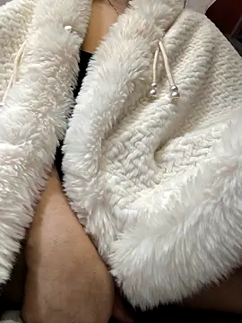 dis princess online show from December 15, 2025, 1:11 am