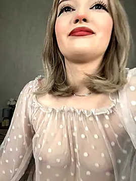 Snapshot of YunnaTyan chatting on November 23, 2025, 1:10 pm YunnaTyan online show from November 23, 2025, 1:10 pm