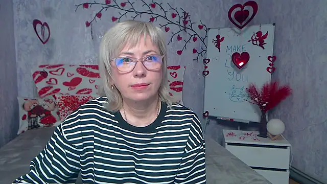 Snapshot of LaurenWishy chatting on February 7, 2026, 6:21 am LaurenWishy online show from February 7, 2026, 6:21 am