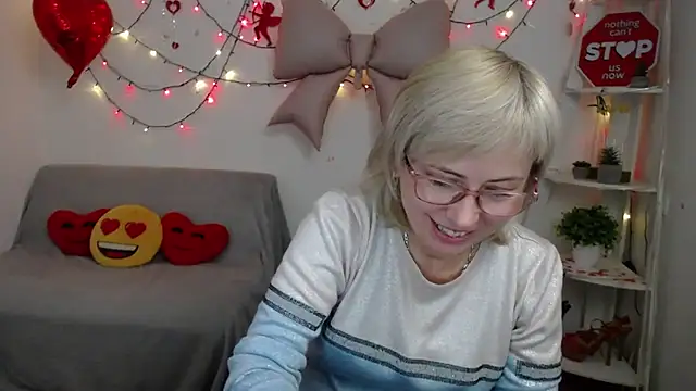 Snapshot of LaurenWishy chatting on February 10, 2026, 7:46 pm LaurenWishy online show from February 10, 2026, 7:46 pm