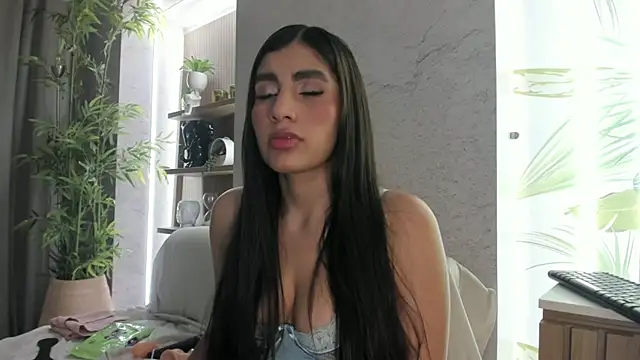 Snapshot of IsabelaStefano chatting on February 23, 2026, 3:08 am IsabelaStefano online show from February 23, 2026, 3:08 am