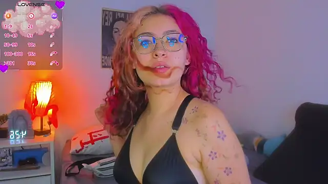 Snapshot of MarieTaylor_ chatting on June 29, 2026, 7:46 pm MarieTaylor online show from June 29, 2026, 7:46 pm