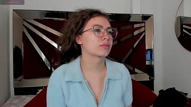 MarieTaylor  online show from February 10, 2026, 6:18 pm