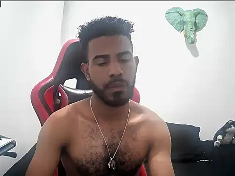 alberthot11 online show from November 22, 2025, 8:18 pm