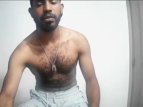 alberthot11 online show from December 19, 2025, 7:05 pm