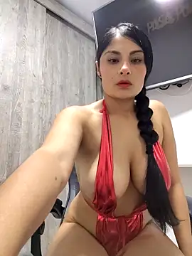 Snapshot of Laia_torres1 chatting on February 4, 2026, 3:01 am Laia torres1 online show from February 4, 2026, 3:01 am