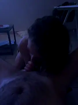 Snapshot of ellafr13 chatting on November 28, 2025, 4:01 am ellafr13 online show from November 28, 2025, 4:01 am