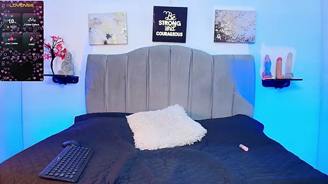 Snapshot of Maddy__Jones chatting on February 23, 2026, 7:03 pm Maddy Jones online show from February 23, 2026, 7:03 pm