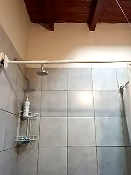 cata bronw online show from February 5, 2026, 4:36 pm