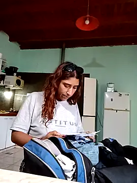 cata bronw online show from February 6, 2026, 9:00 pm