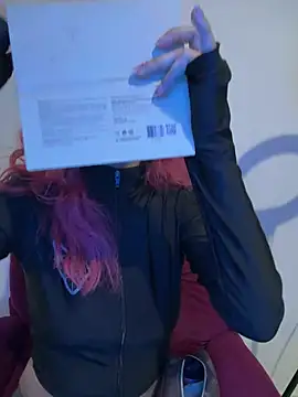 Valen-Foxx1 online show from April 8, 2026, 6:04 am