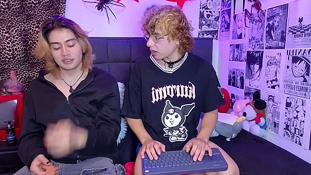 Snapshot of Apolo_Ushi chatting on December 16, 2025, 3:05 pm Apolo Ushi online show from December 16, 2025, 3:05 pm