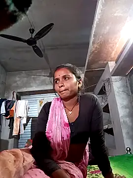 Snapshot of Hot_erion chatting on November 27, 2025, 4:13 am Hot erion online show from November 27, 2025, 4:13 am