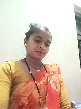 Snapshot of Hot_erion chatting on November 21, 2025, 2:27 pm Hot erion online show from November 21, 2025, 2:27 pm