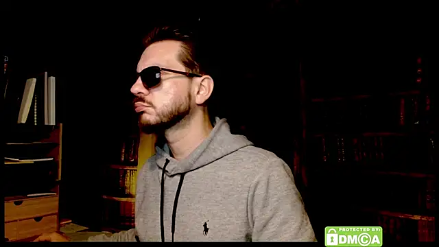 justshutupandwatch online show from December 17, 2025, 9:14 am