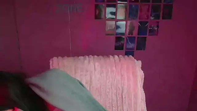 Snapshot of Stella_XO chatting on February 24, 2026, 6:25 am Stella XO online show from February 24, 2026, 6:25 am