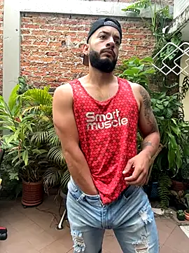 Snapshot of Mike_savage3 chatting on November 29, 2025, 12:27 pm Mike savage3 online show from November 29, 2025, 12:27 pm