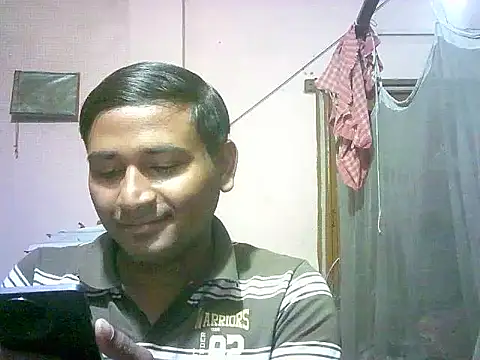 handsome12345  online show from January 13, 2026, 3:05 pm