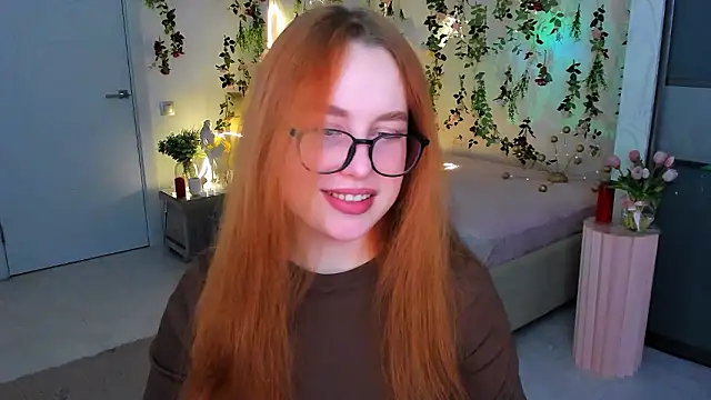 AirySilhouette online show from February 6, 2026, 10:11 am