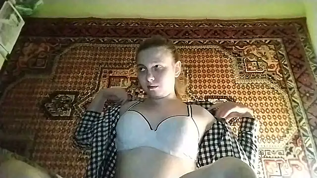 KikiBang online show from March 22, 2026, 6:53 pm