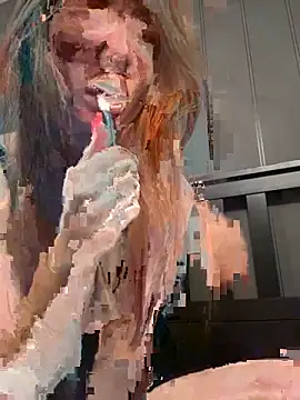 LunarBeatrice online show from November 27, 2025, 12:00 am